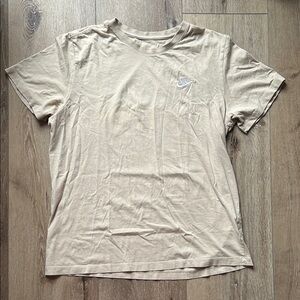 Nike Men's Tan T-Shirt